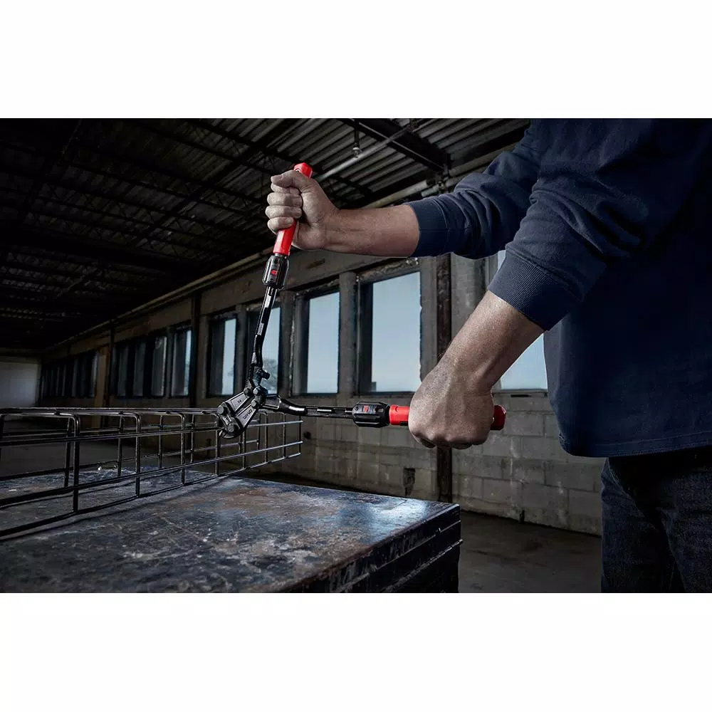 Cutting Tools Milwaukee 24 In. Adaptable Bolt Cutter With POWERMOVE Extendable Handles W/ 14 In. Adaptable Bolt Cutter 7 Cutting Tools Milwaukee 24 In. Adaptable Bolt Cutter With POWERMOVE Extendable Handles W/ 14 In. Adaptable Bolt Cutter - Image 5