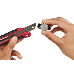 Knives & Blades Milwaukee 18 Mm Snap-Off Knife With Metal Lock And Precision Cut Blade -Deals Power Tool Accessories Store milwaukee utility knives 48 22 1961 c3 1000